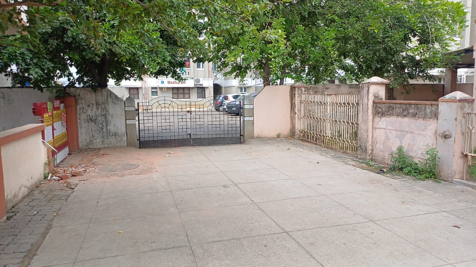 3BHK independent house for sale in Mogappair West, Mohan Ram Nagar – 2400 sqft land, 2000 sqft building, north facing with 24 ft road access