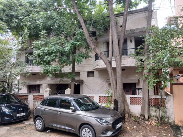 plot for sale Anna Nagar West 2700 sqft east facing near Park Road — Elite Realtors